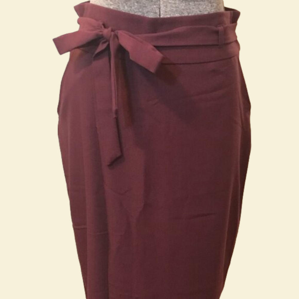 Split A-line tie skirt burgundy ASOS with pockets and tie size 10 new
